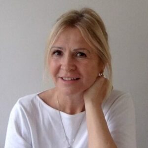 Profile photo of Julie